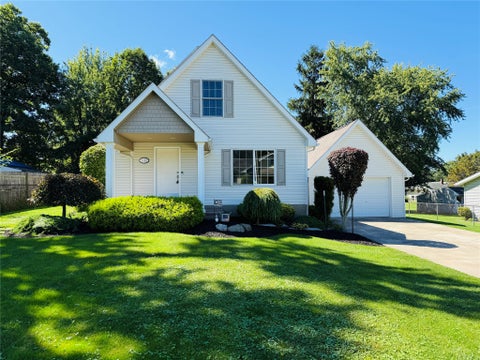 Homes For Sale - 3112 Amherst Road<br/> Erie, PA 16506