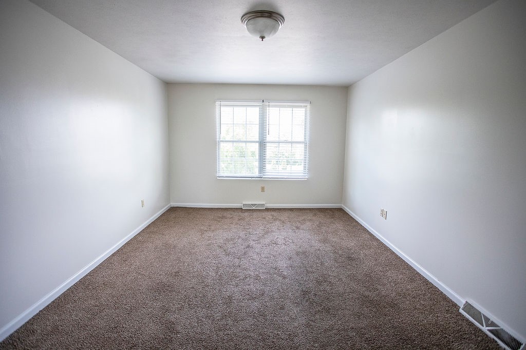 4165 Wood Hills Drive #C9, Erie, Pennsylvania image 7