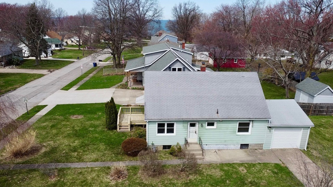 229 Harvey Avenue, Erie, Pennsylvania image 3
