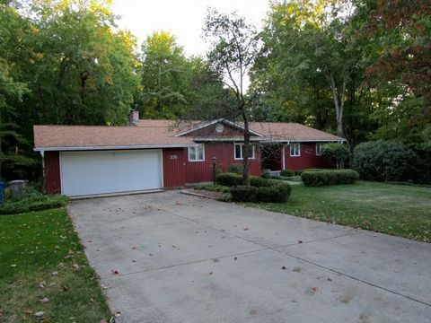 Homes For Sale - 378 Cole Drive<br/> Meadville, PA 16335