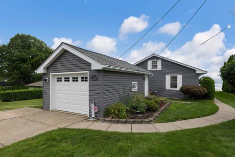 Photo for 11768 OLD LAKE Road