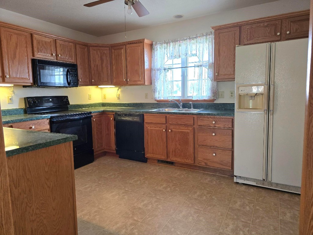 3735 Harbor Ridge Trail, Erie, Pennsylvania image 7