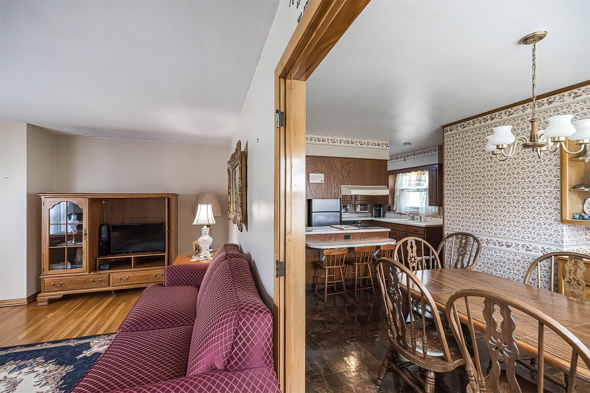 836 E 43rd Street, Erie, Pennsylvania image 13