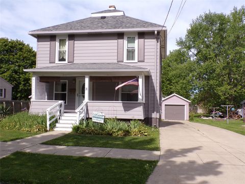 Homes For Sale - 31 Cherry Street<br/> Erie County, Albion, PA 16401