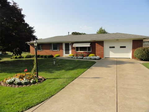 Photo for 3742 CRESTWOOD Drive