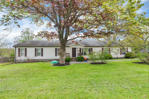 Homes For Sale - 16924 Us Highway 6 And #19 Highway<br/> Crawford County, Saegertown, PA 16433