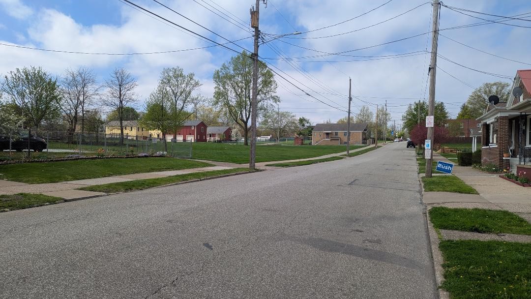 348 E 4th Street, Erie, Pennsylvania image 17