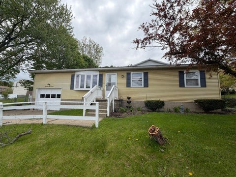 Homes For Sale - 1937 E 42nd Street<br/> Erie County, Erie, PA 16510