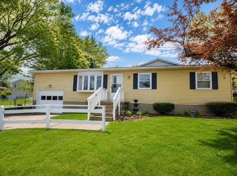 Homes For Sale - 1937 E 42nd Street<br/> Erie, PA 16510