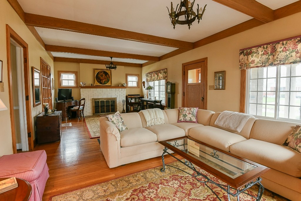 3931 Sunset Boulevard, Erie, Pennsylvania image 7