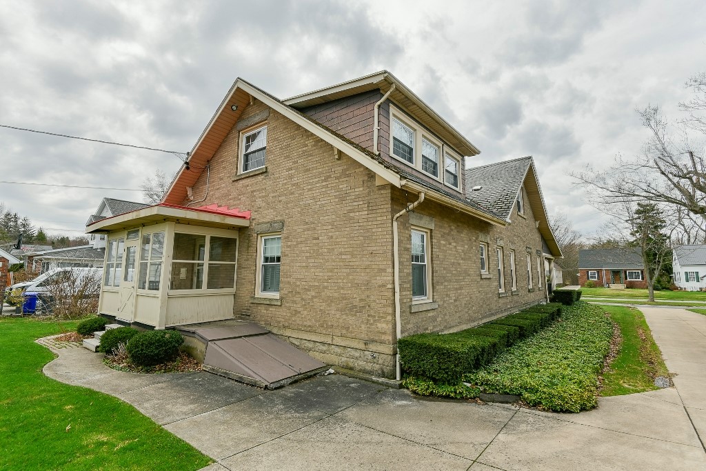 3931 Sunset Boulevard, Erie, Pennsylvania image 43