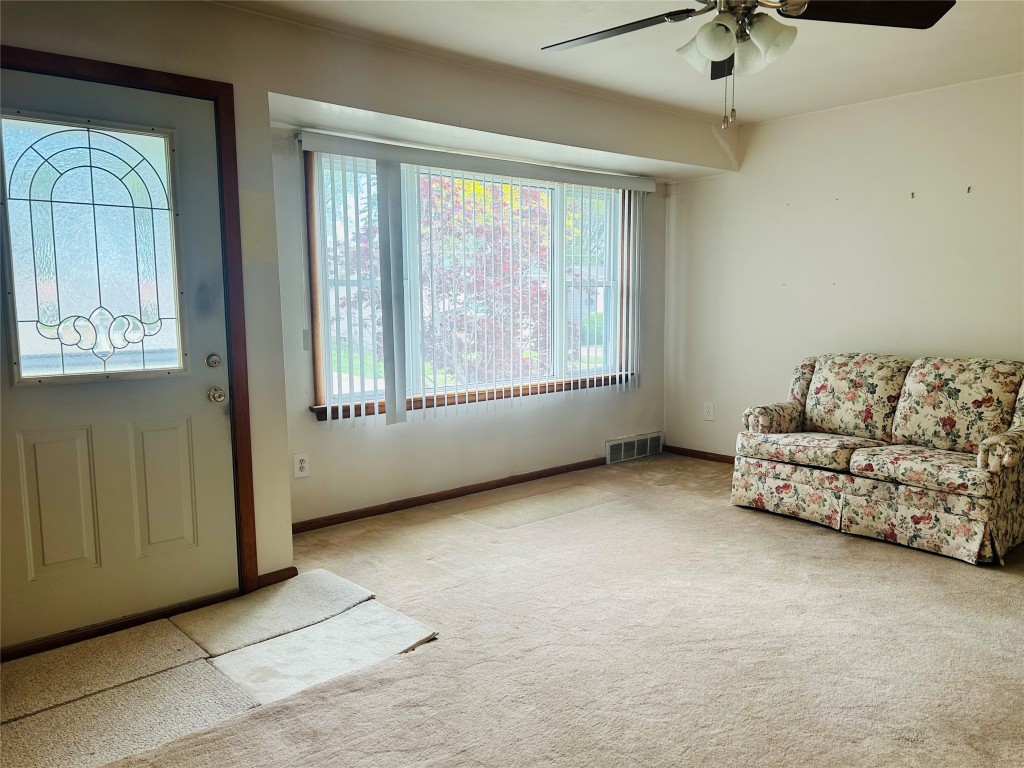 1359 W 42nd Street, Erie, Pennsylvania image 6