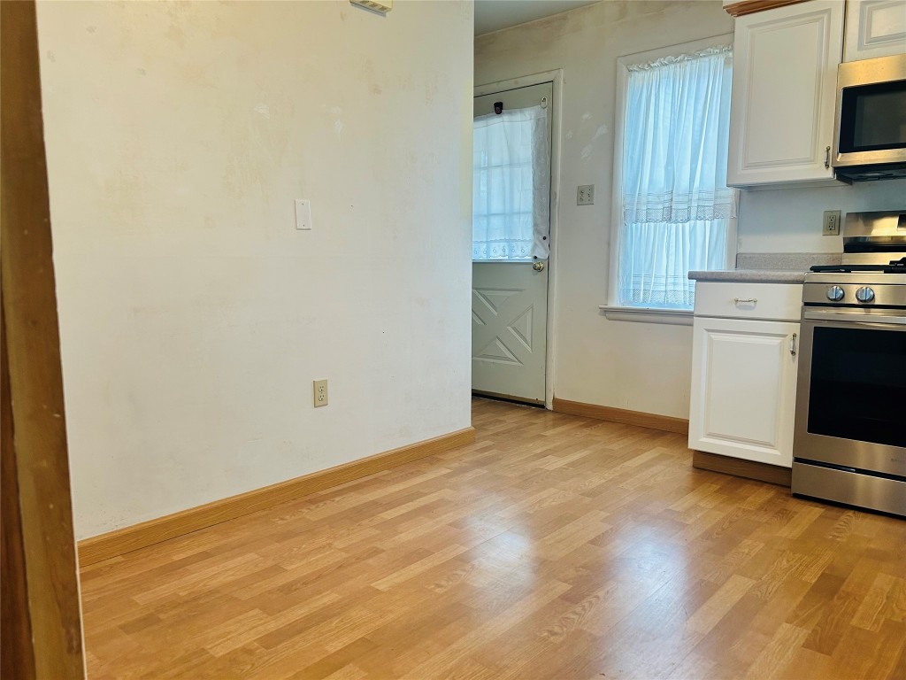 1359 W 42nd Street, Erie, Pennsylvania image 11