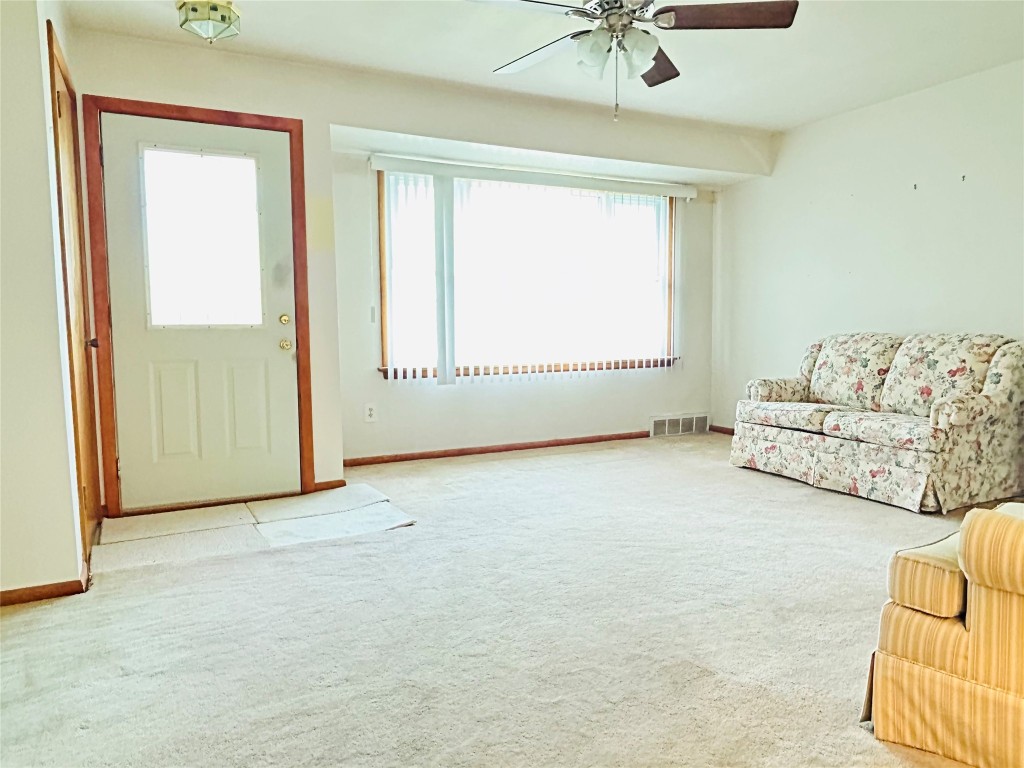 1359 W 42nd Street, Erie, Pennsylvania image 3