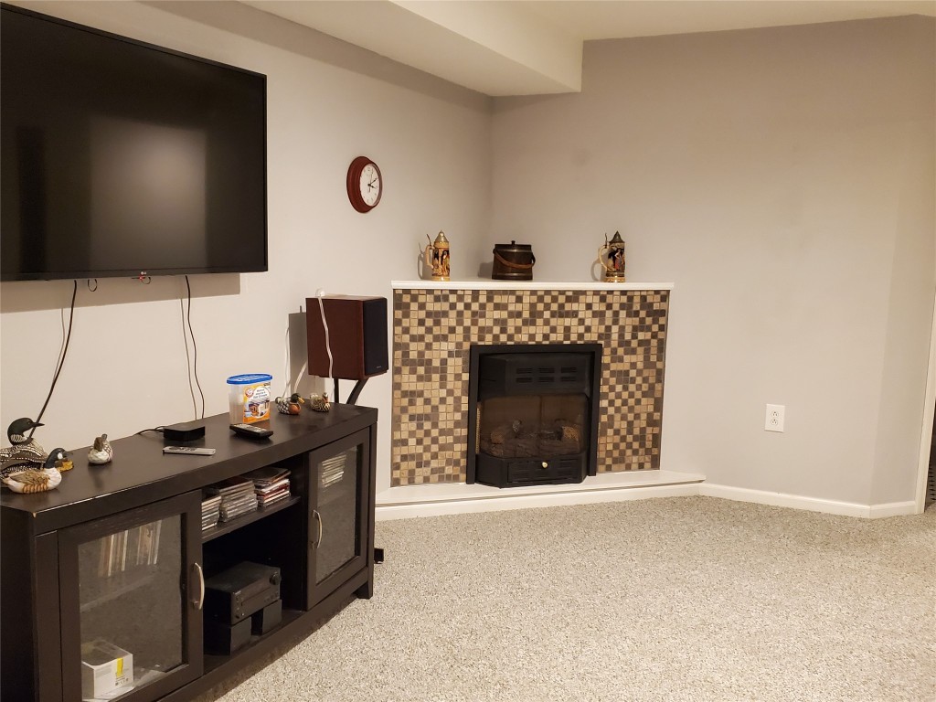 1935 Campden Way, Fairview, Pennsylvania image 31