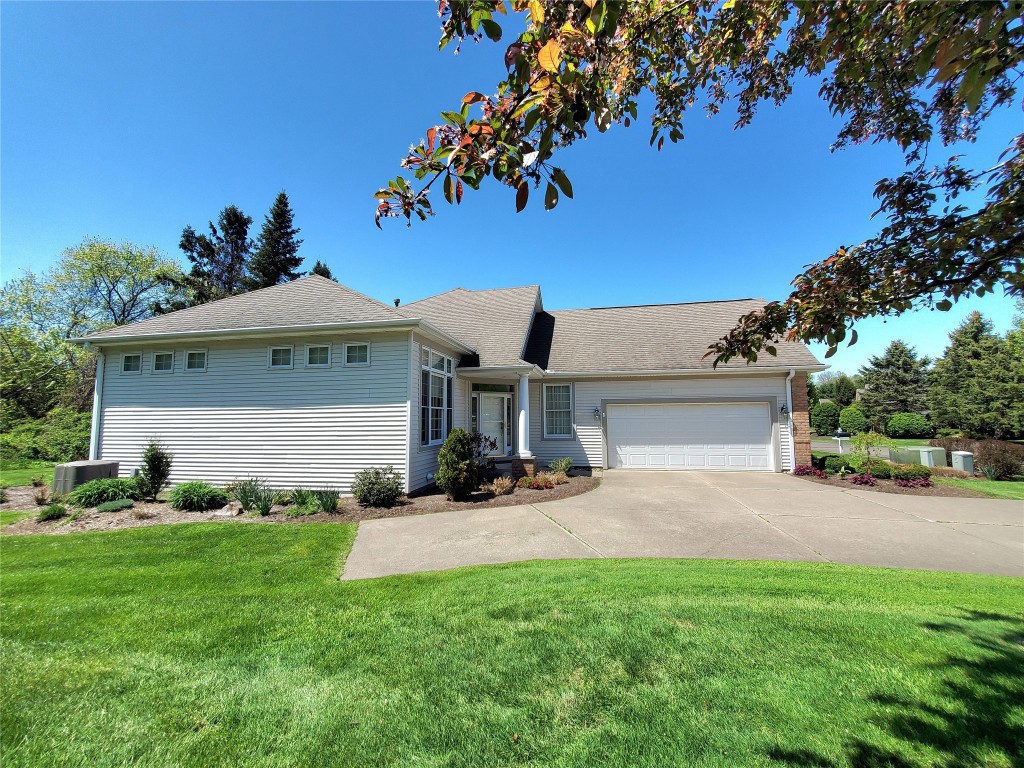 1935 Campden Way, Fairview, Pennsylvania image 2