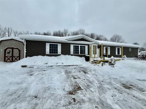 Homes For Sale - 11682 Route 97 #185<br/> Waterford, PA 16441