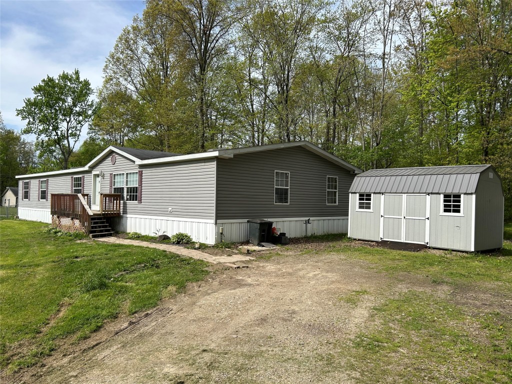 8735 Colonial Lane, Espyville, Pennsylvania image 4