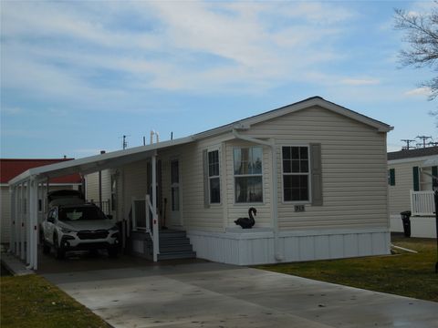 Homes For Sale - 913 Selinger Avenue<br/> Erie, PA 16505