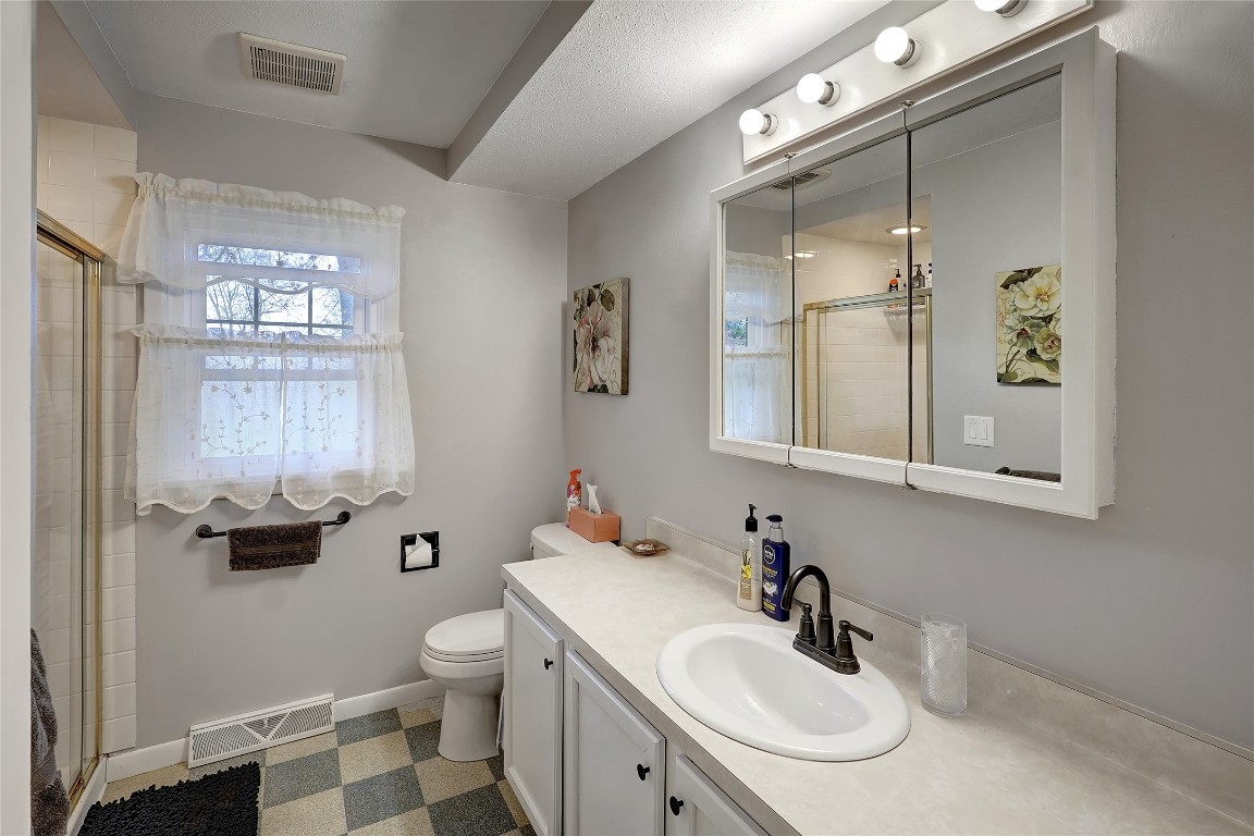 1465 Persimmon Lane, Fairview, Pennsylvania image 22