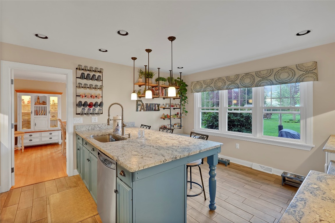 1465 Persimmon Lane, Fairview, Pennsylvania image 11