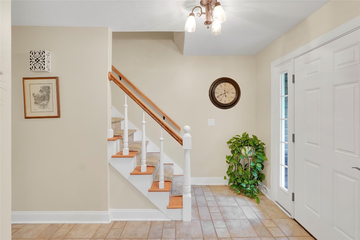 1465 Persimmon Lane, Fairview, Pennsylvania image 19