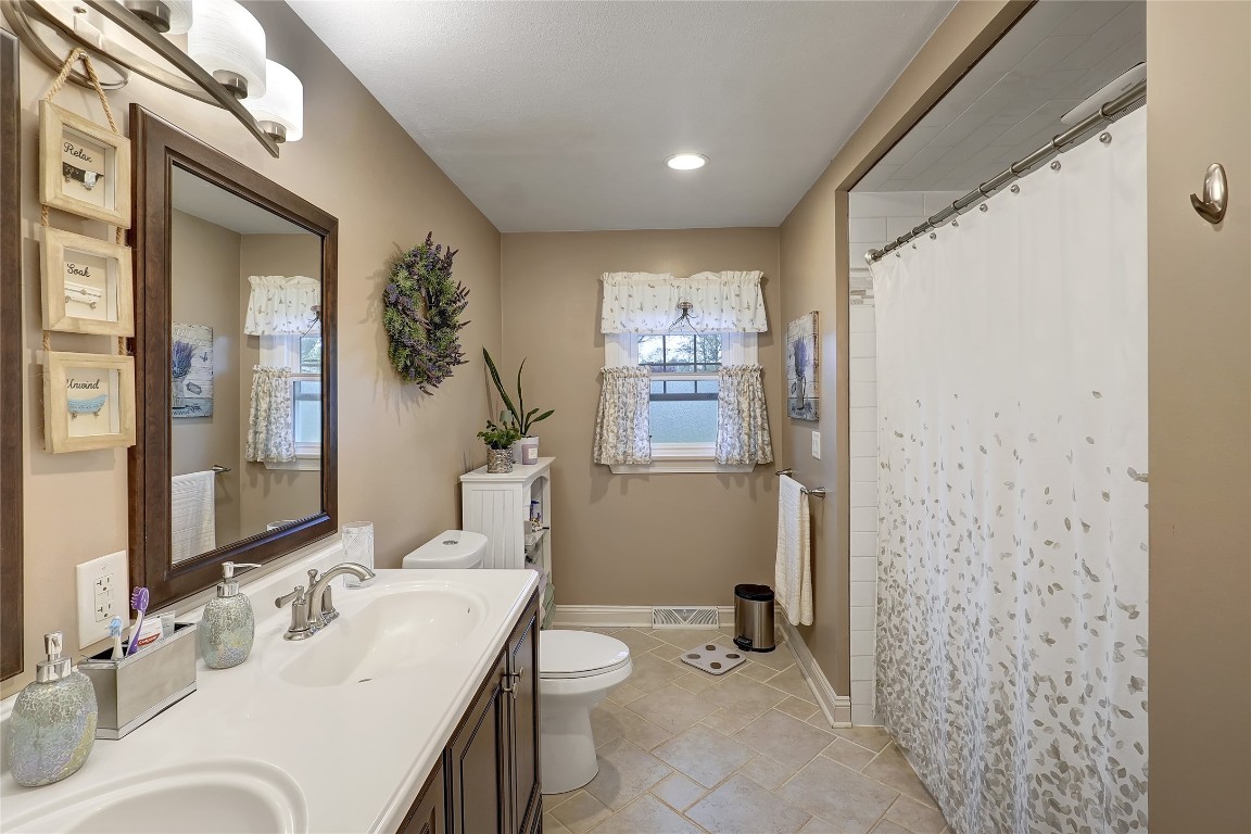 1465 Persimmon Lane, Fairview, Pennsylvania image 23