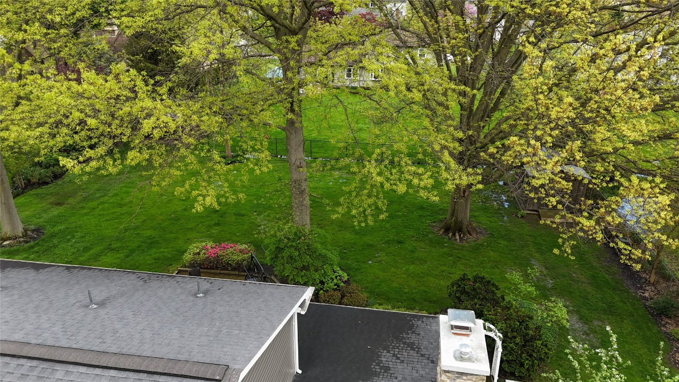 1465 Persimmon Lane, Fairview, Pennsylvania image 44