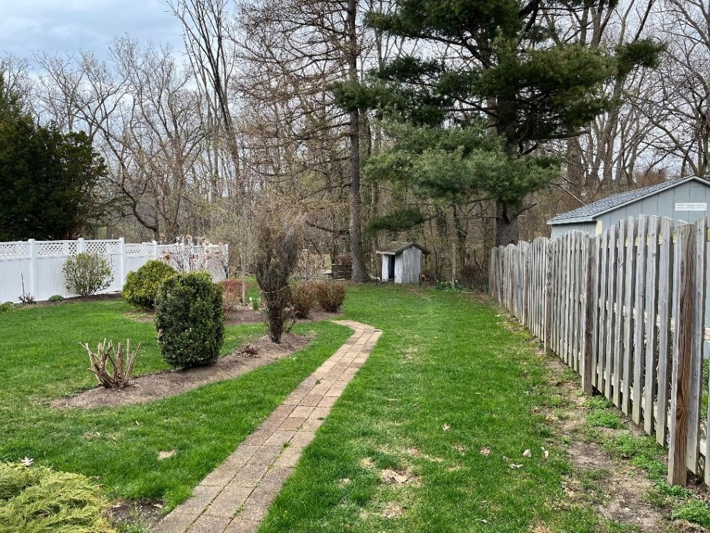 433 Lake Cliff Drive, Erie, Pennsylvania image 20