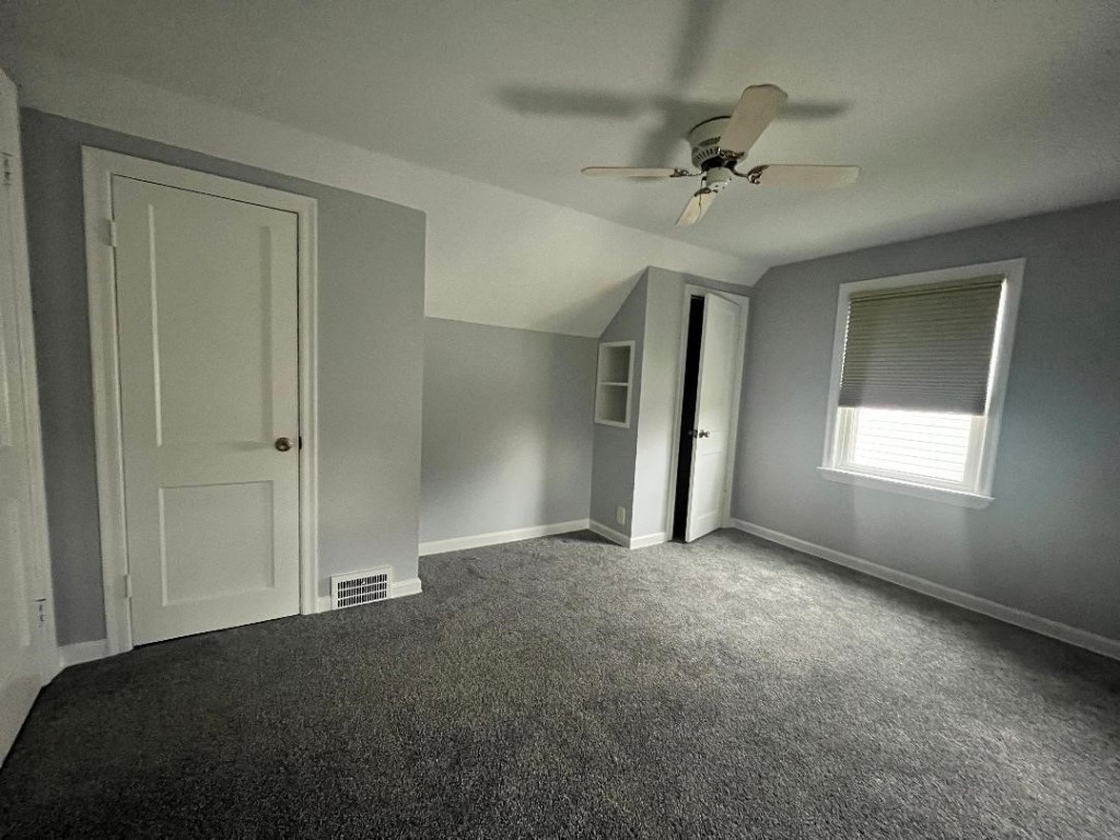 433 Lake Cliff Drive, Erie, Pennsylvania image 12