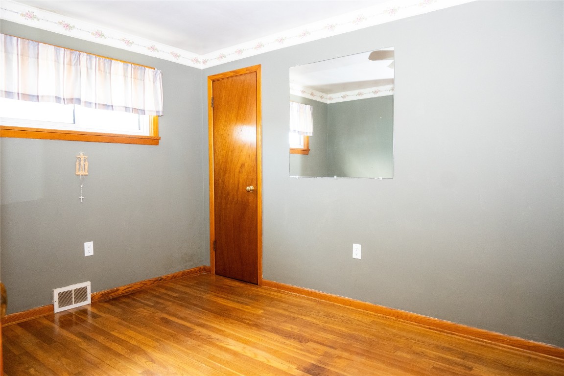 8881 Horseshoe Drive, Erie, Pennsylvania image 11