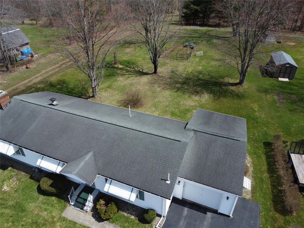 8881 Horseshoe Drive, Erie, Pennsylvania image 14