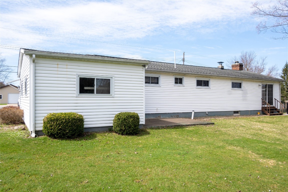 8881 Horseshoe Drive, Erie, Pennsylvania image 4