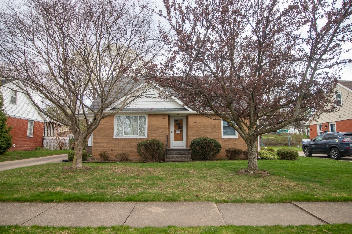 2863 W 32nd Street, Erie, Pennsylvania image 3