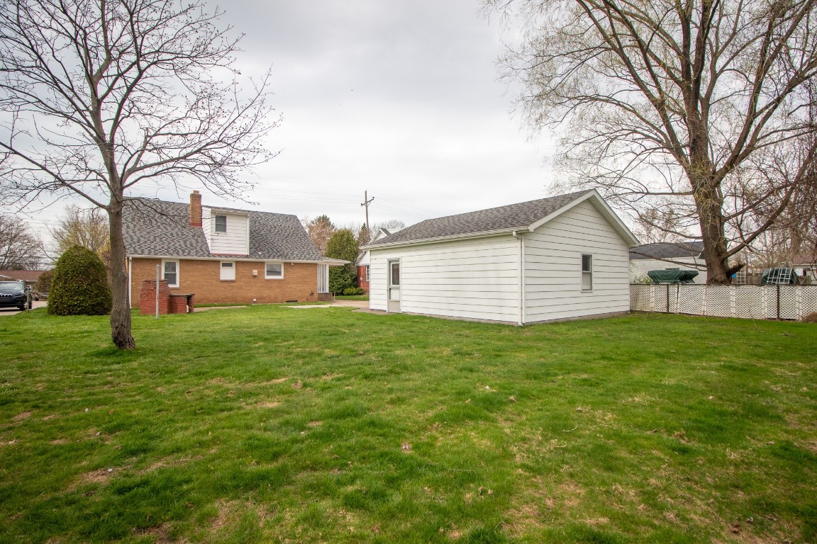 2863 W 32nd Street, Erie, Pennsylvania image 12