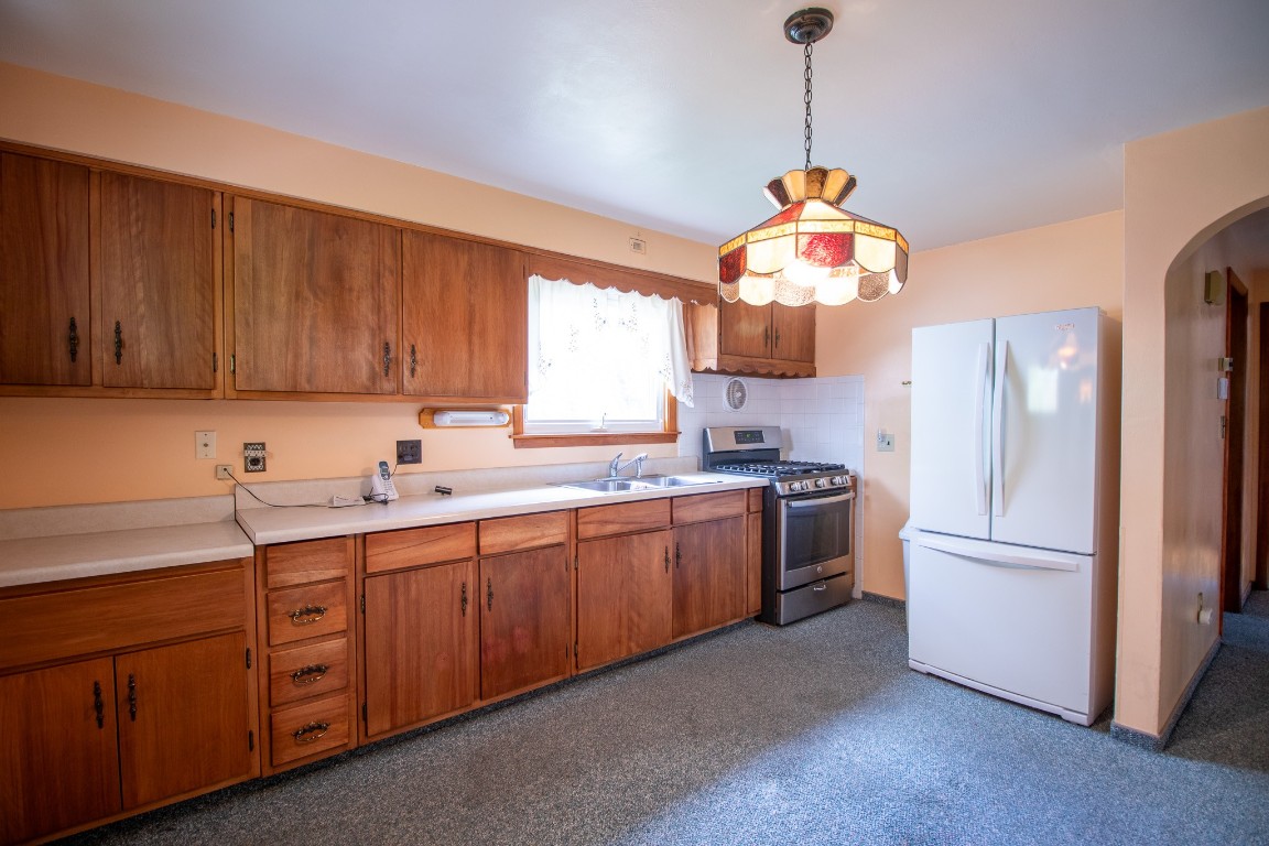2863 W 32nd Street, Erie, Pennsylvania image 21