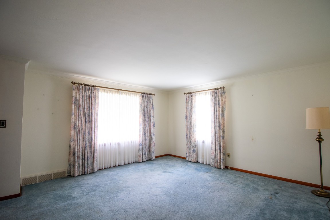 2863 W 32nd Street, Erie, Pennsylvania image 18