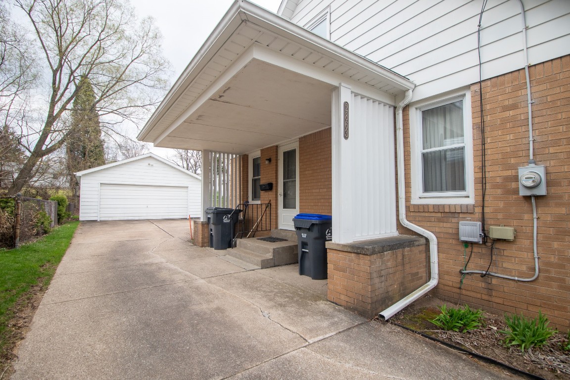 2863 W 32nd Street, Erie, Pennsylvania image 6