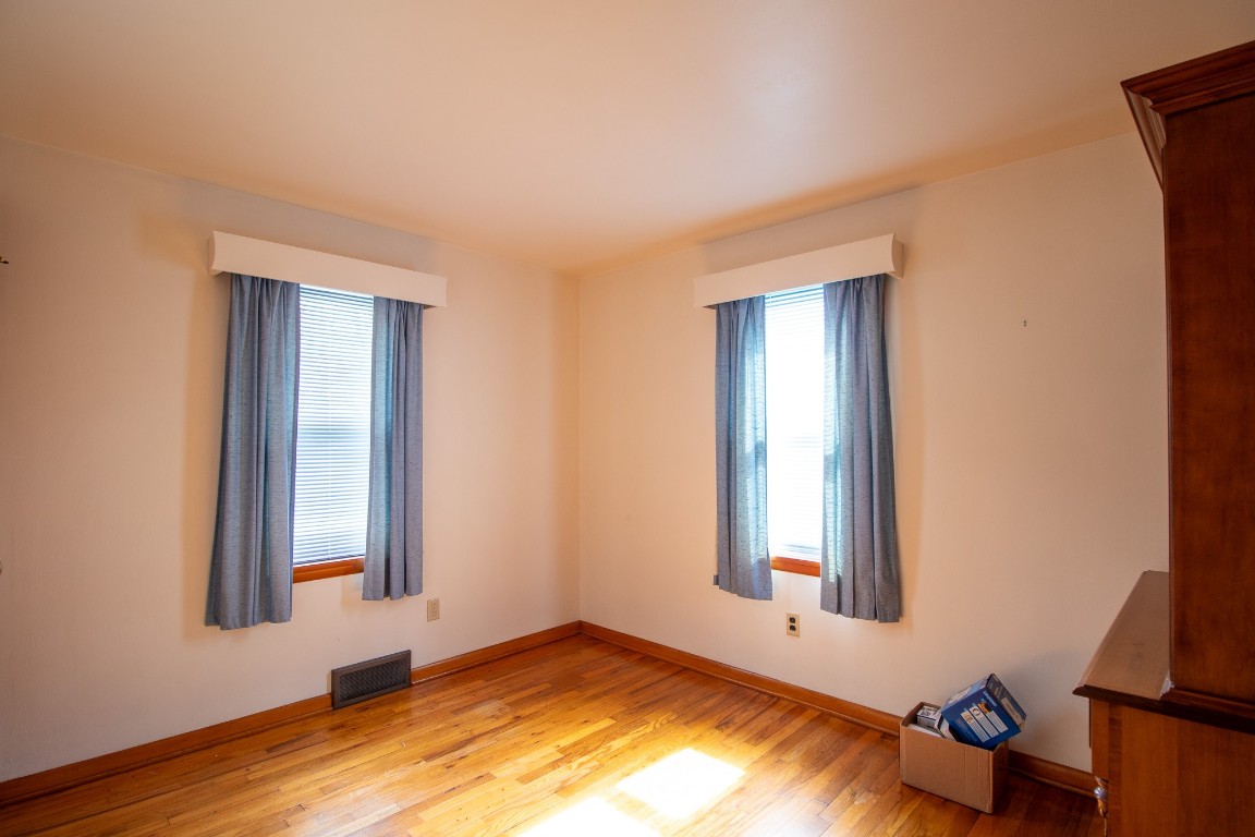 2863 W 32nd Street, Erie, Pennsylvania image 30