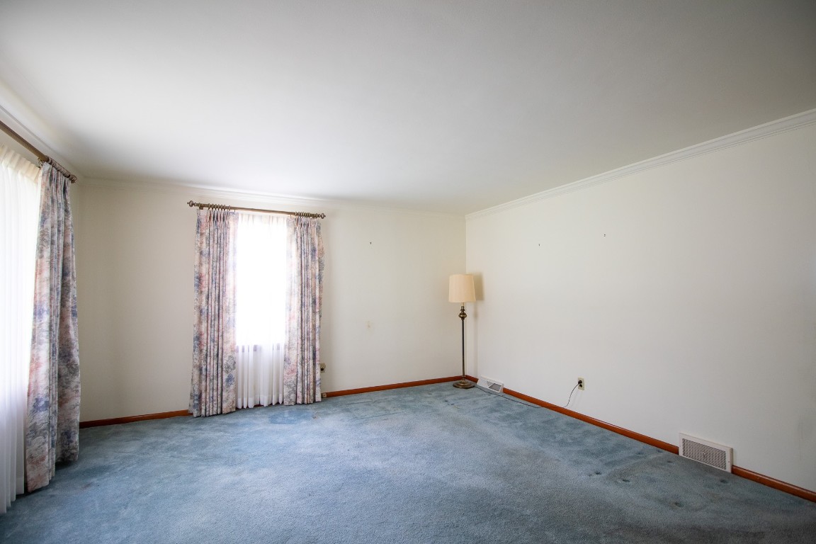 2863 W 32nd Street, Erie, Pennsylvania image 16