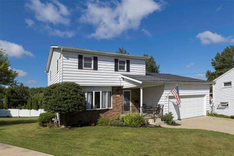 Homes For Sale - 4416 Woodbine Terrace<br/> Erie County, Erie, PA 16504