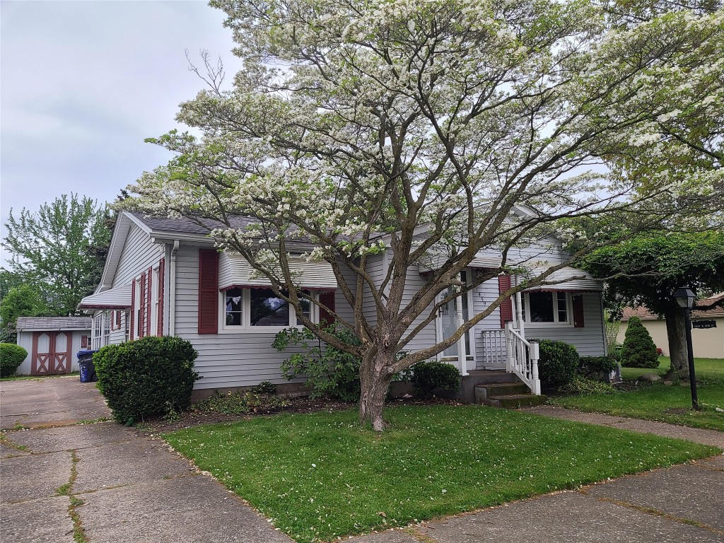 1459 W 35th Street, Erie, Pennsylvania image 1