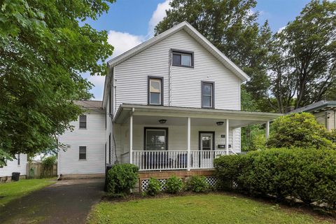 Multifamily For Sale - 316 Meadville Street<br/> Edinboro, PA 16412
