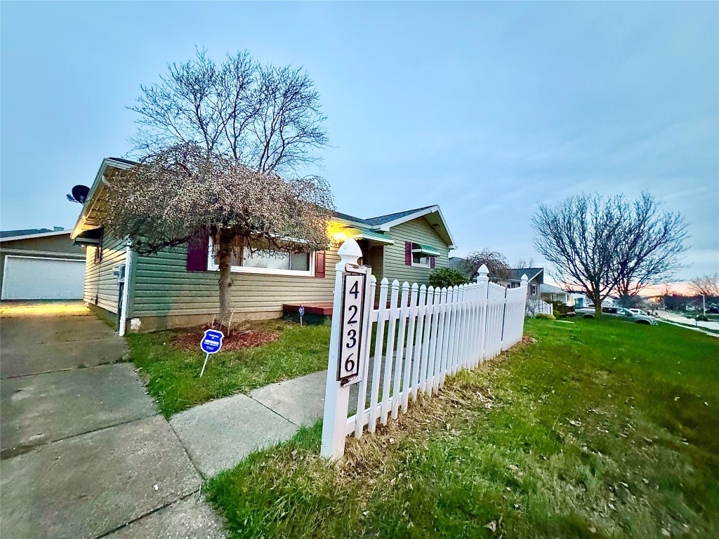 4236 Bird Drive, Erie, Pennsylvania image 2