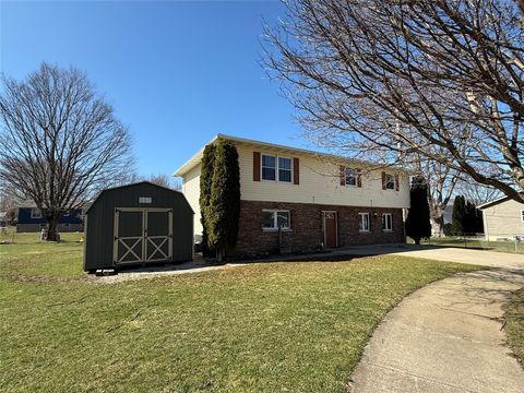 Homes For Sale - 49 Crestwood Lane<br/> North East Boro, PA 16428
