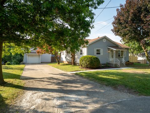 Homes For Sale - 1042 Hayes Street<br/> Erie, PA 16504