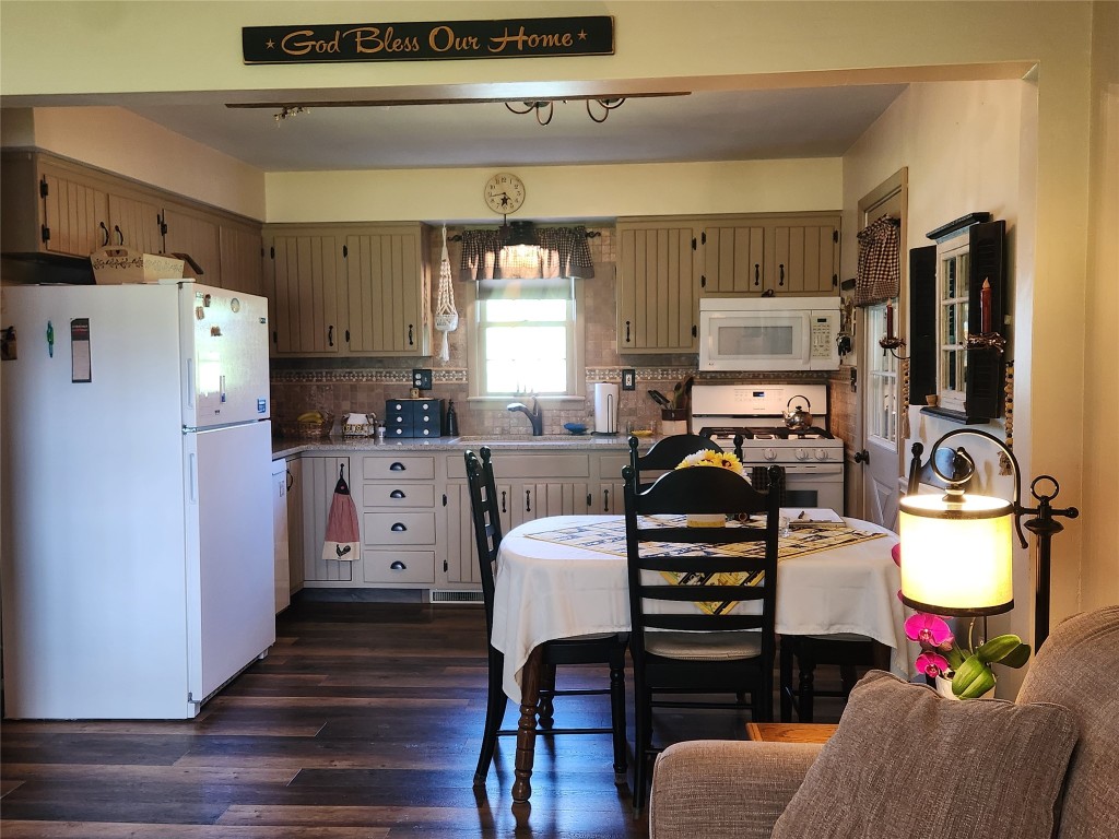 9513 Bliley Road, Erie, Pennsylvania image 8