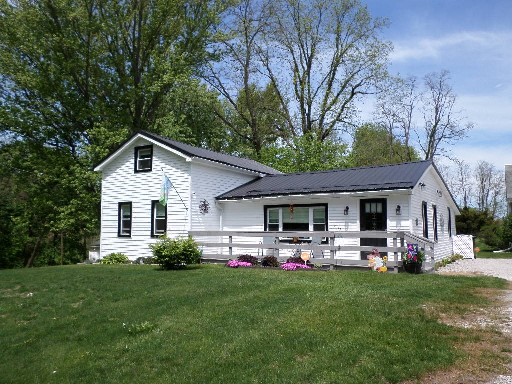 10624 Maiden Lane, Girard, Pennsylvania image 2