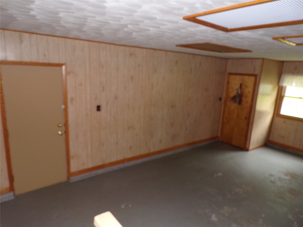 10038 Shumaker Drive, Girard, Pennsylvania image 37