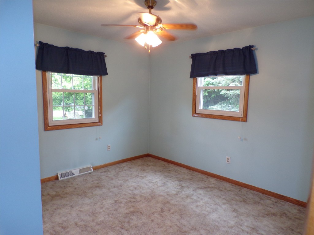 10038 Shumaker Drive, Girard, Pennsylvania image 20